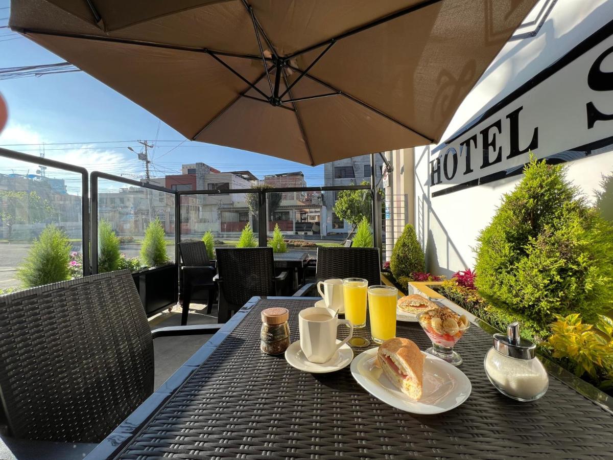 Hotel Seny Ambato Exterior foto